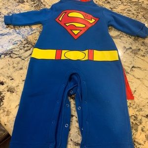 Superman costume - size 18 months